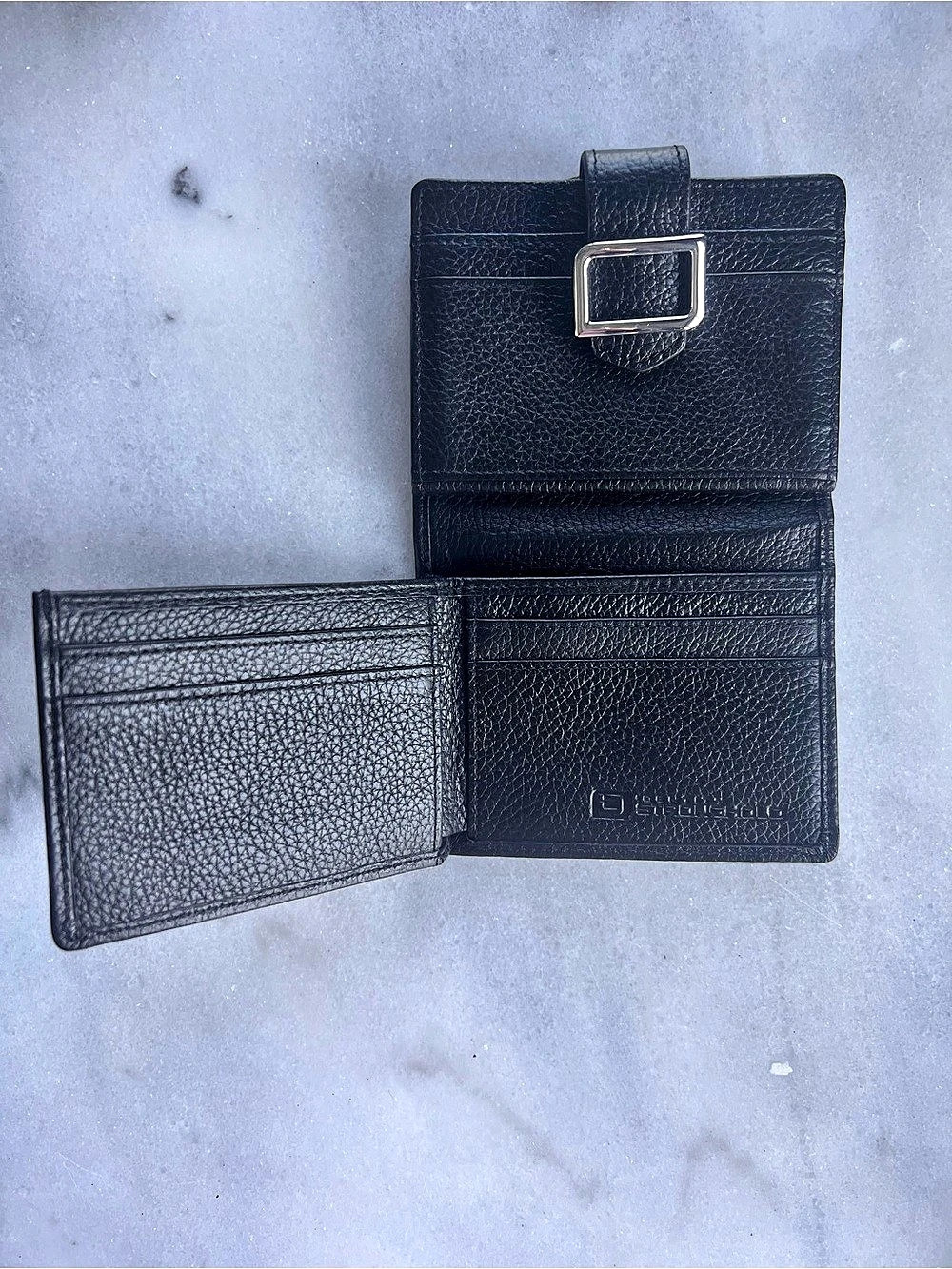 Identity Stronghold Wallet & Card Case in Black Leather - Picture 5 of 7